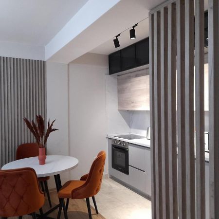 Centar Two Apartment Skopje Esterno foto
